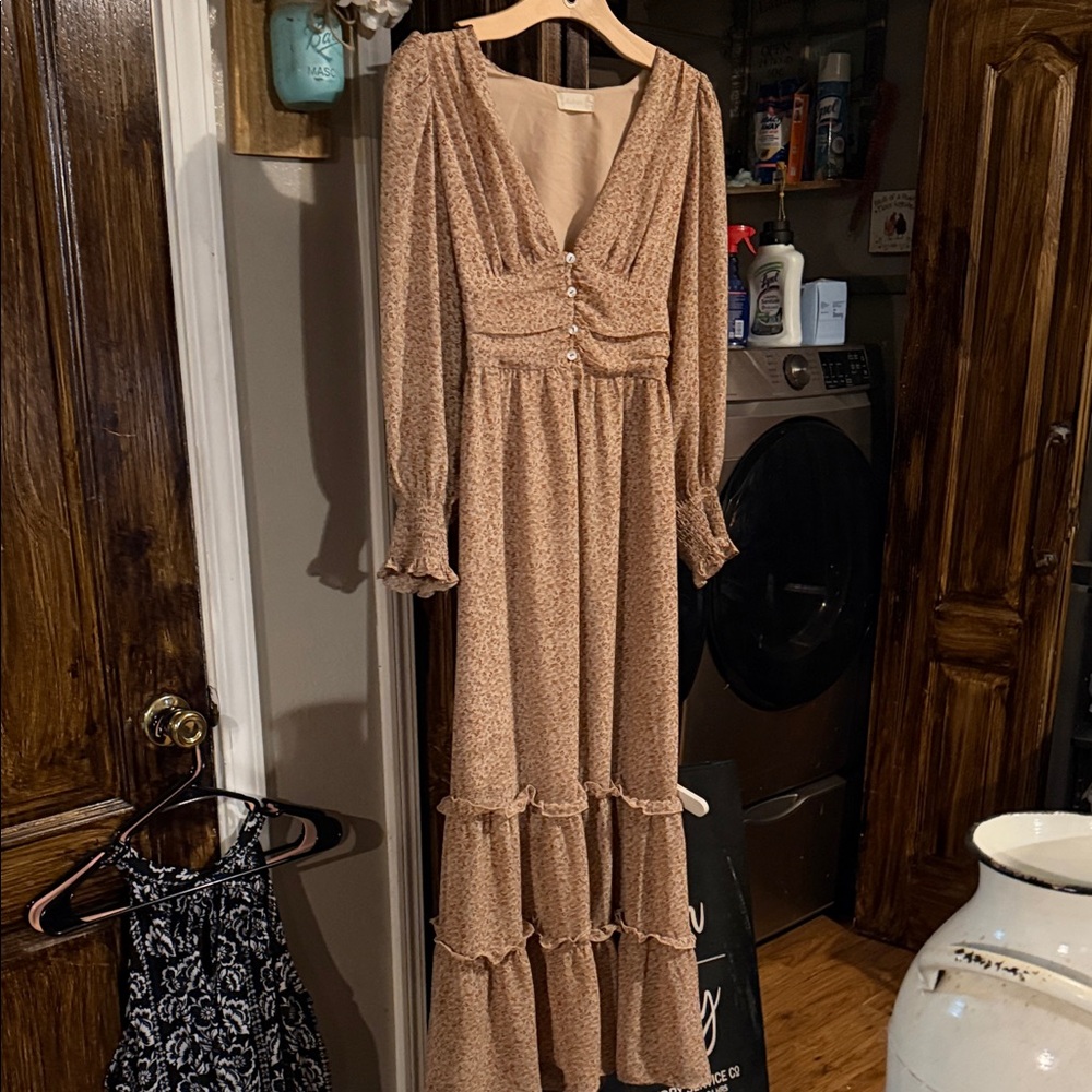 Elegant Tan Long Sleeve Dress